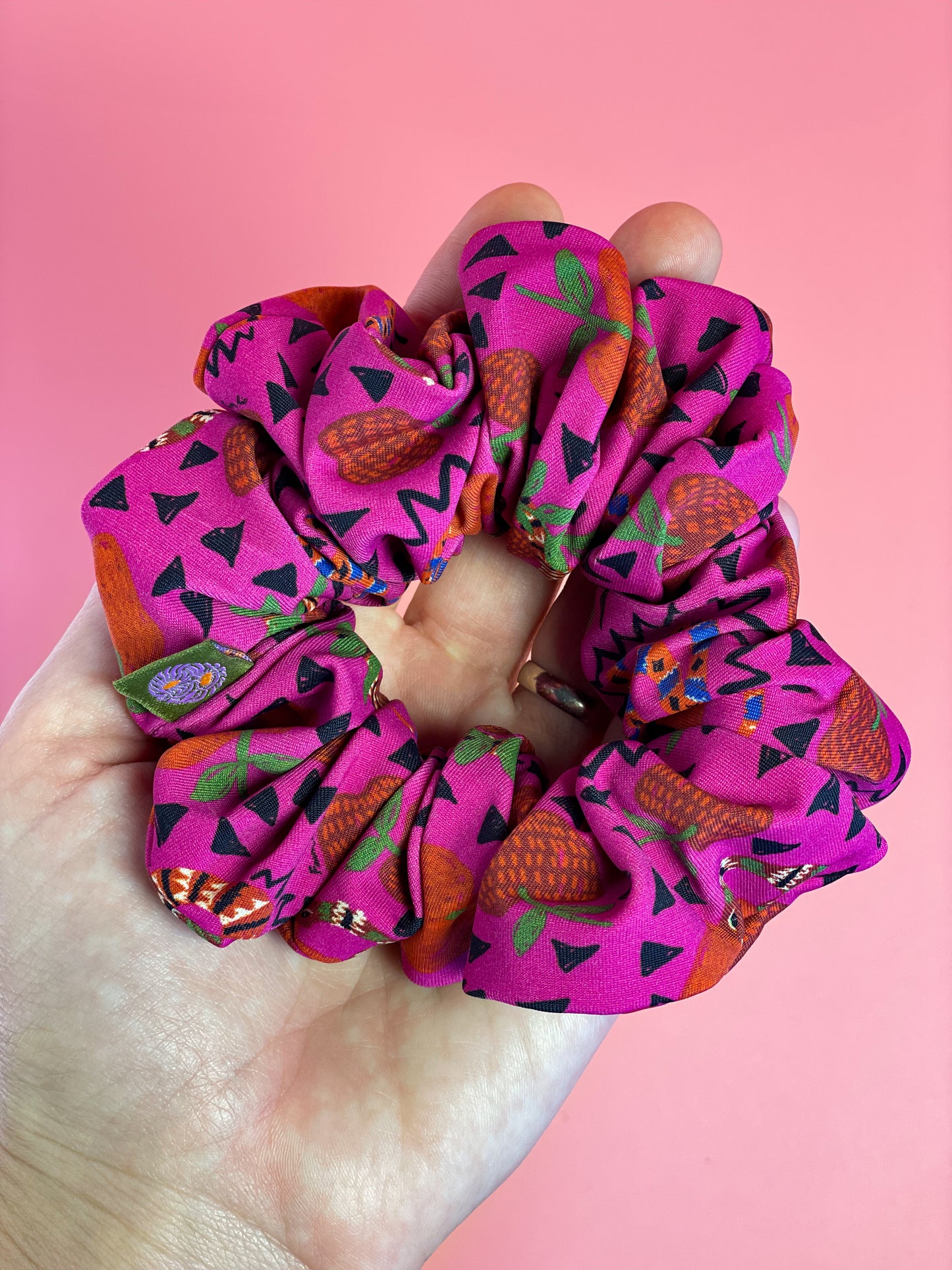 Happy Scrunchie, Magenta (L/G)