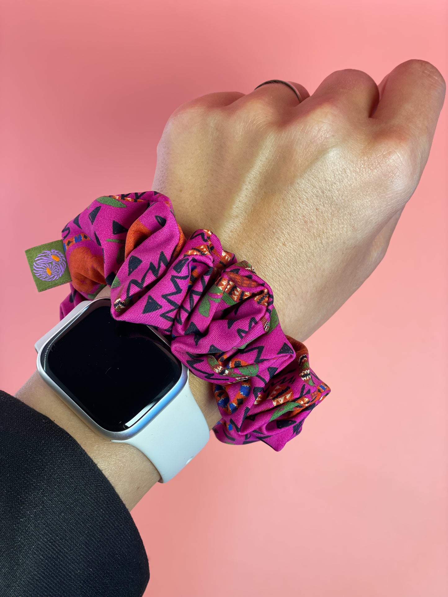 Happy Scrunchie, Magenta (M)