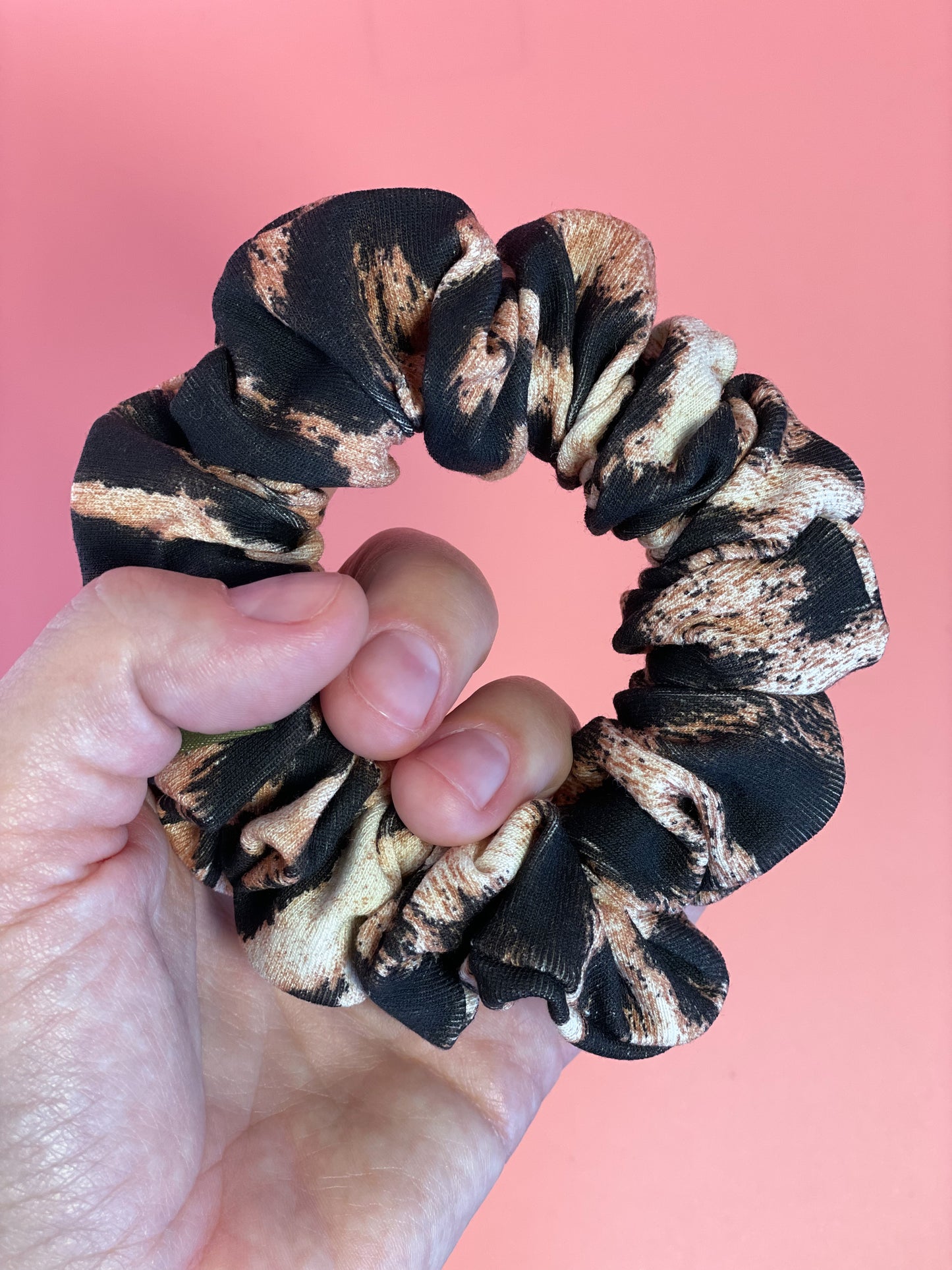 Happy Scrunchie, Cheetah (M)