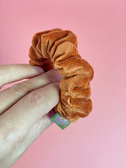 Happy Scrunchie, Terraplush (S/P)